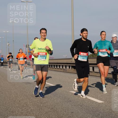 03.10.2025 - Köhlbrandbrückenlauf Fabian Wolf http://msf.ph/oto/9033428 03.10.2025 09:47:28 Position 3 1182, 1205, 1280, 2843 meine-sportfotos.de