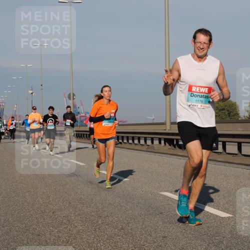 03.10.2025 - Köhlbrandbrückenlauf Fabian Wolf http://msf.ph/oto/9033483 03.10.2025 09:47:30 Position 3 2849, 1176 meine-sportfotos.de