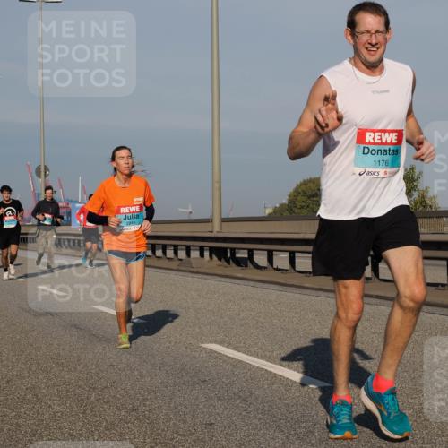 03.10.2025 - Köhlbrandbrückenlauf Fabian Wolf http://msf.ph/oto/9033494 03.10.2025 09:47:30 Position 3 2849, 1176 meine-sportfotos.de