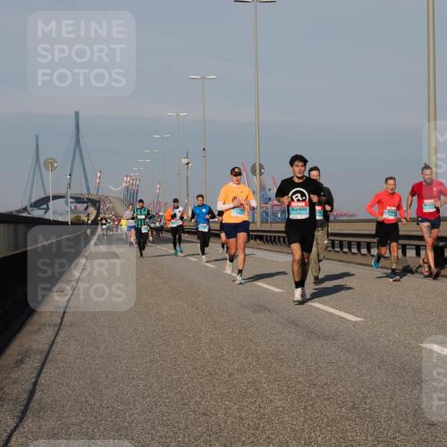 03.10.2025 - Köhlbrandbrückenlauf Fabian Wolf http://msf.ph/oto/9033552 03.10.2025 09:47:33 Position 3 2901 meine-sportfotos.de