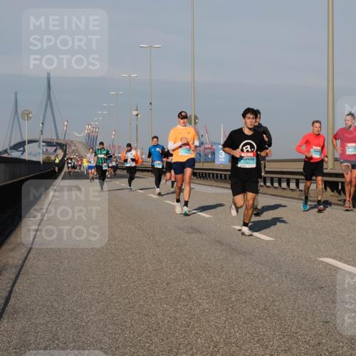 03.10.2025 - Köhlbrandbrückenlauf Fabian Wolf http://msf.ph/oto/9033566 03.10.2025 09:47:33 Position 3  meine-sportfotos.de