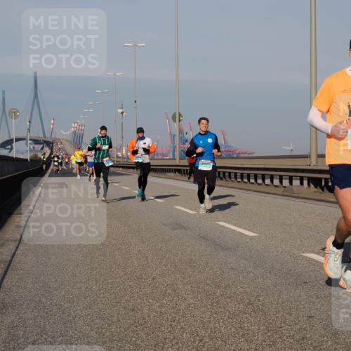 03.10.2025 - Köhlbrandbrückenlauf Fabian Wolf http://msf.ph/oto/9033647 03.10.2025 09:47:37 Position 3 42, 1474 meine-sportfotos.de
