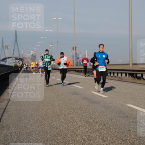 03.10.2025 - Köhlbrandbrückenlauf Fabian Wolf http://msf.ph/oto/9033664 03.10.2025 09:47:38 Position 3  meine-sportfotos.de