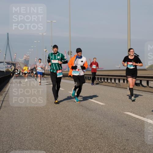 03.10.2025 - Köhlbrandbrückenlauf Fabian Wolf http://msf.ph/oto/9033695 03.10.2025 09:47:40 Position 3 016, 2947 meine-sportfotos.de