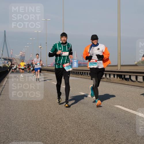 03.10.2025 - Köhlbrandbrückenlauf Fabian Wolf http://msf.ph/oto/9033710 03.10.2025 09:47:41 Position 3 1526, 3164 meine-sportfotos.de