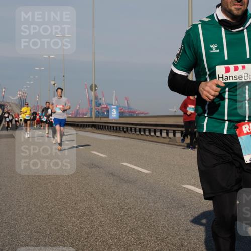 03.10.2025 - Köhlbrandbrückenlauf Fabian Wolf http://msf.ph/oto/9033732 03.10.2025 09:47:43 Position 3 81, 1919, 1526 meine-sportfotos.de