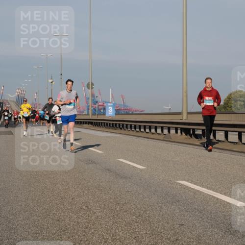 03.10.2025 - Köhlbrandbrückenlauf Fabian Wolf http://msf.ph/oto/9033744 03.10.2025 09:47:44 Position 3 1225 meine-sportfotos.de