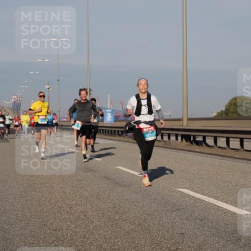 03.10.2025 - Köhlbrandbrückenlauf Fabian Wolf http://msf.ph/oto/9033809 03.10.2025 09:47:49 Position 3 3, 3165 meine-sportfotos.de