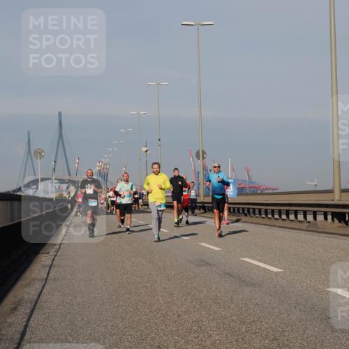 03.10.2025 - Köhlbrandbrückenlauf Fabian Wolf http://msf.ph/oto/9033881 03.10.2025 09:47:56 Position 3  meine-sportfotos.de