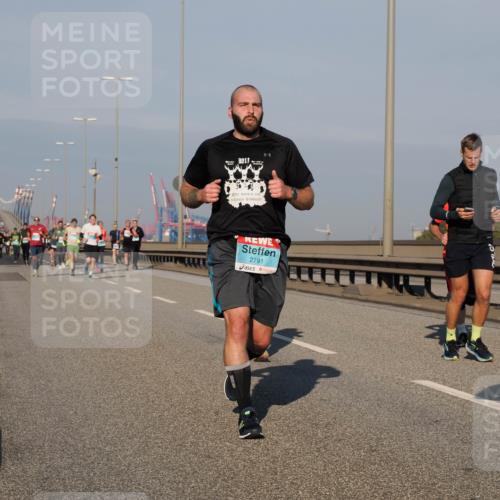 03.10.2025 - Köhlbrandbrückenlauf Fabian Wolf http://msf.ph/oto/9033961 03.10.2025 09:48:03 Position 3 2791 meine-sportfotos.de