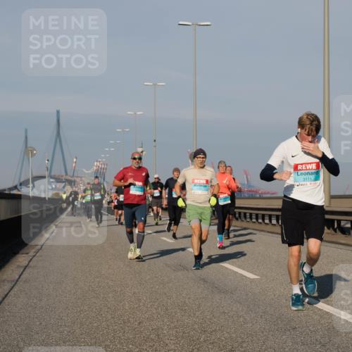 03.10.2025 - Köhlbrandbrückenlauf Fabian Wolf http://msf.ph/oto/9034048 03.10.2025 09:48:12 Position 3 1776, 3111 meine-sportfotos.de