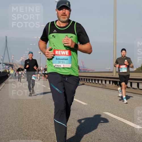 03.10.2025 - Köhlbrandbrückenlauf Fabian Wolf http://msf.ph/oto/9034246 03.10.2025 09:48:26 Position 3 3731 meine-sportfotos.de