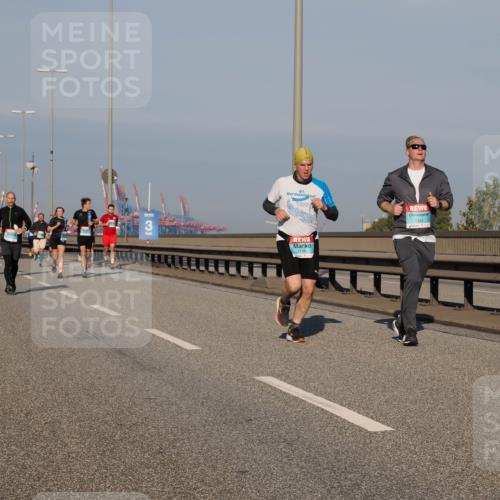 03.10.2025 - Köhlbrandbrückenlauf Fabian Wolf http://msf.ph/oto/9034310 03.10.2025 09:48:31 Position 3 1334, 1116 meine-sportfotos.de