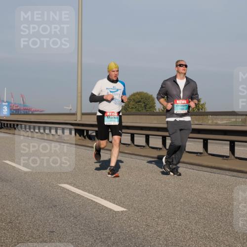 03.10.2025 - Köhlbrandbrückenlauf Fabian Wolf http://msf.ph/oto/9034320 03.10.2025 09:48:32 Position 3 41, 3, 1116, 1334 meine-sportfotos.de