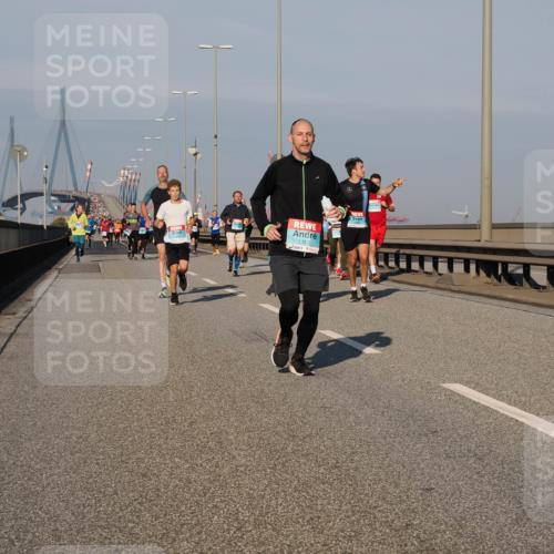 03.10.2025 - Köhlbrandbrückenlauf Fabian Wolf http://msf.ph/oto/9034377 03.10.2025 09:48:36 Position 3 1313 meine-sportfotos.de