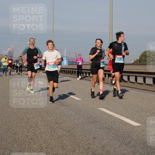 03.10.2025 - Köhlbrandbrückenlauf Fabian Wolf http://msf.ph/oto/9034412 03.10.2025 09:48:38 Position 3 1878, 3462 meine-sportfotos.de