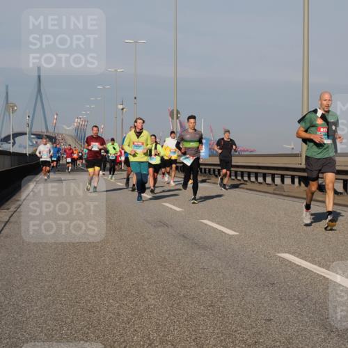 03.10.2025 - Köhlbrandbrückenlauf Fabian Wolf http://msf.ph/oto/9034492 03.10.2025 09:48:45 Position 3  meine-sportfotos.de