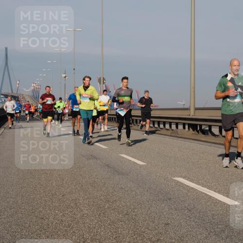 03.10.2025 - Köhlbrandbrückenlauf Fabian Wolf http://msf.ph/oto/9034501 03.10.2025 09:48:45 Position 3  meine-sportfotos.de