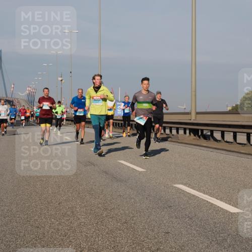 03.10.2025 - Köhlbrandbrückenlauf Fabian Wolf http://msf.ph/oto/9034516 03.10.2025 09:48:46 Position 3  meine-sportfotos.de