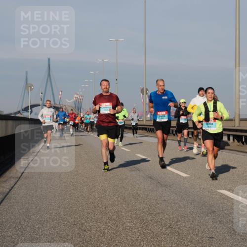 03.10.2025 - Köhlbrandbrückenlauf Fabian Wolf http://msf.ph/oto/9034561 03.10.2025 09:48:49 Position 3 1543, 1836 meine-sportfotos.de
