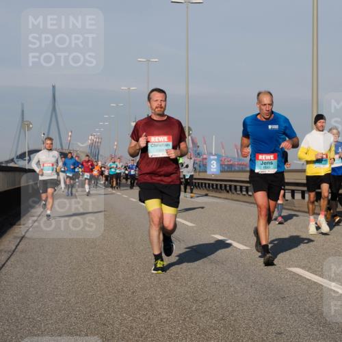 03.10.2025 - Köhlbrandbrückenlauf Fabian Wolf http://msf.ph/oto/9034583 03.10.2025 09:48:50 Position 3 1309, 3, 1543 meine-sportfotos.de