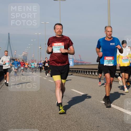 03.10.2025 - Köhlbrandbrückenlauf Fabian Wolf http://msf.ph/oto/9034591 03.10.2025 09:48:51 Position 3 1309, 1543, 1702 meine-sportfotos.de