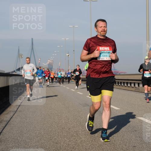 03.10.2025 - Köhlbrandbrückenlauf Fabian Wolf http://msf.ph/oto/9034596 03.10.2025 09:48:51 Position 3 1309, 1543 meine-sportfotos.de