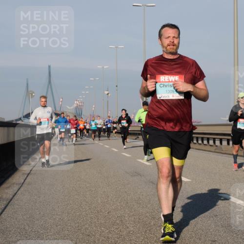 03.10.2025 - Köhlbrandbrückenlauf Fabian Wolf http://msf.ph/oto/9034598 03.10.2025 09:48:52 Position 3 1309 meine-sportfotos.de