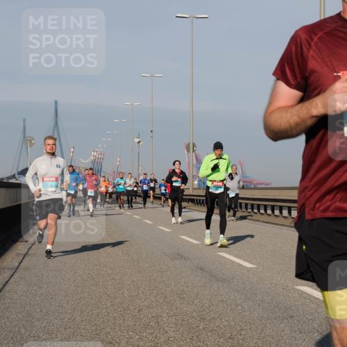 03.10.2025 - Köhlbrandbrückenlauf Fabian Wolf http://msf.ph/oto/9034612 03.10.2025 09:48:52 Position 3 1309 meine-sportfotos.de