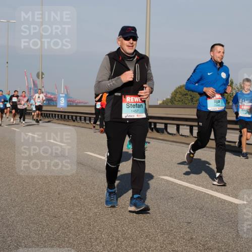 03.10.2025 - Köhlbrandbrückenlauf Fabian Wolf http://msf.ph/oto/9034776 03.10.2025 09:49:07 Position 3 1457, 2944 meine-sportfotos.de