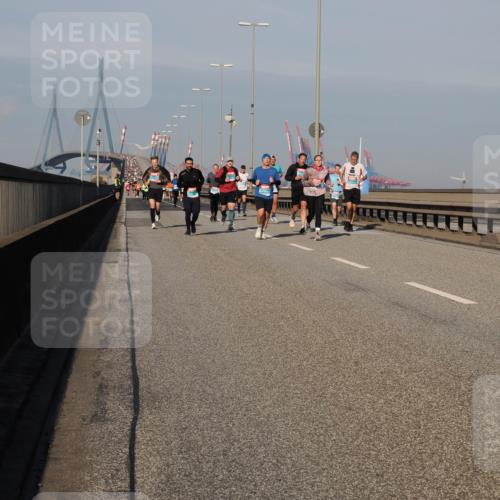 03.10.2025 - Köhlbrandbrückenlauf Fabian Wolf http://msf.ph/oto/9034803 03.10.2025 09:49:09 Position 3  meine-sportfotos.de