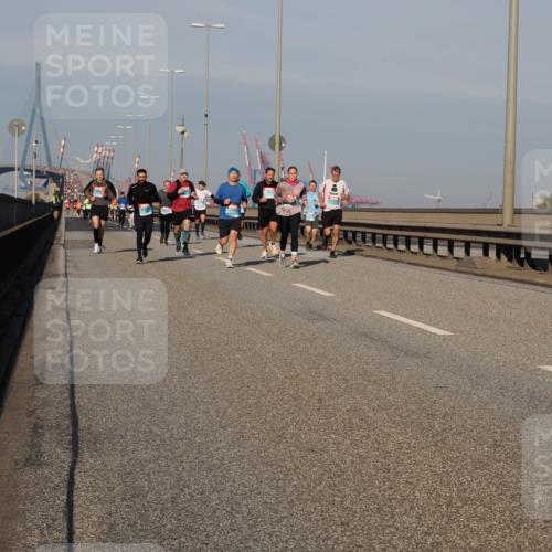 03.10.2025 - Köhlbrandbrückenlauf Fabian Wolf http://msf.ph/oto/9034811 03.10.2025 09:49:10 Position 3  meine-sportfotos.de