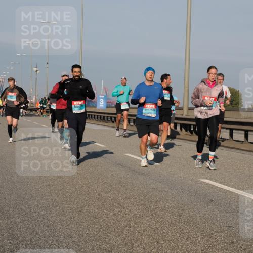 03.10.2025 - Köhlbrandbrückenlauf Fabian Wolf http://msf.ph/oto/9034883 03.10.2025 09:49:15 Position 3 2798 meine-sportfotos.de