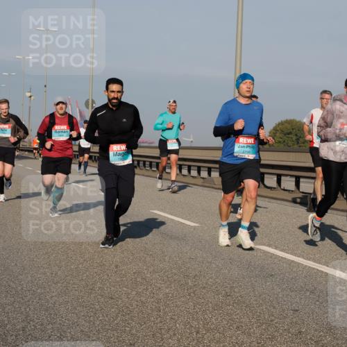 03.10.2025 - Köhlbrandbrückenlauf Fabian Wolf http://msf.ph/oto/9034896 03.10.2025 09:49:16 Position 3 1931, 2798 meine-sportfotos.de