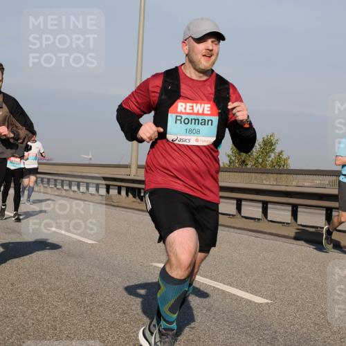 03.10.2025 - Köhlbrandbrückenlauf Fabian Wolf http://msf.ph/oto/9034940 03.10.2025 09:49:18 Position 3 1623, 1808, 2732 meine-sportfotos.de