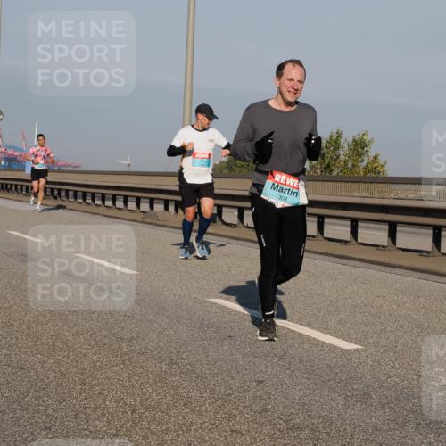03.10.2025 - Köhlbrandbrückenlauf Fabian Wolf http://msf.ph/oto/9034978 03.10.2025 09:49:21 Position 3 3791, 1308 meine-sportfotos.de