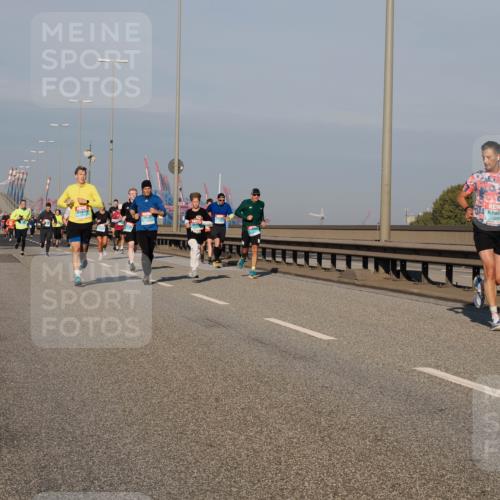 03.10.2025 - Köhlbrandbrückenlauf Fabian Wolf http://msf.ph/oto/9035034 03.10.2025 09:49:27 Position 3  meine-sportfotos.de