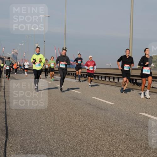 03.10.2025 - Köhlbrandbrückenlauf Fabian Wolf http://msf.ph/oto/9035139 03.10.2025 09:49:35 Position 3 1239 meine-sportfotos.de