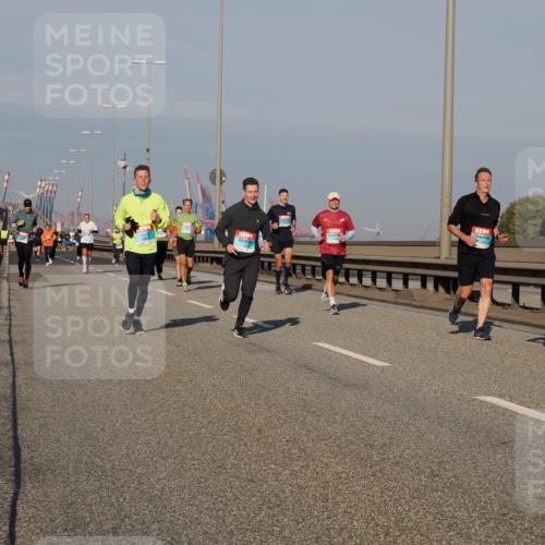 03.10.2025 - Köhlbrandbrückenlauf Fabian Wolf http://msf.ph/oto/9035150 03.10.2025 09:49:36 Position 3  meine-sportfotos.de