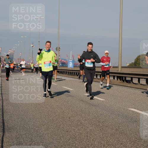 03.10.2025 - Köhlbrandbrückenlauf Fabian Wolf http://msf.ph/oto/9035165 03.10.2025 09:49:37 Position 3 3, 2767, 1239 meine-sportfotos.de