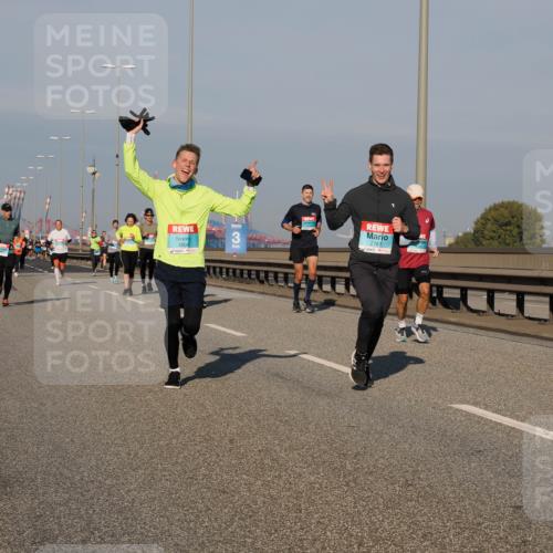 03.10.2025 - Köhlbrandbrückenlauf Fabian Wolf http://msf.ph/oto/9035174 03.10.2025 09:49:37 Position 3 3804, 3, 2767, 12 meine-sportfotos.de