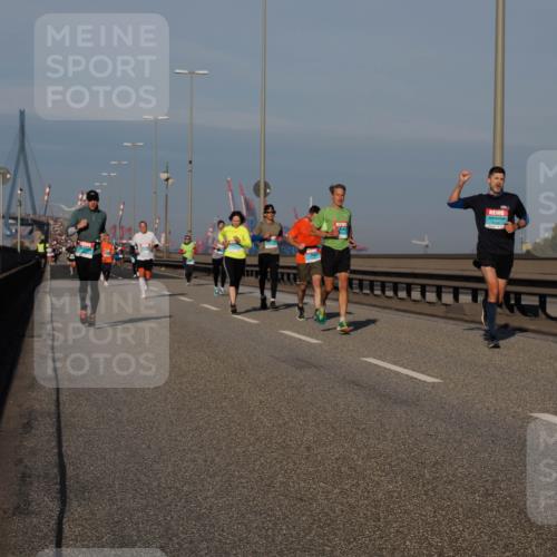 03.10.2025 - Köhlbrandbrückenlauf Fabian Wolf http://msf.ph/oto/9035202 03.10.2025 09:49:39 Position 3  meine-sportfotos.de