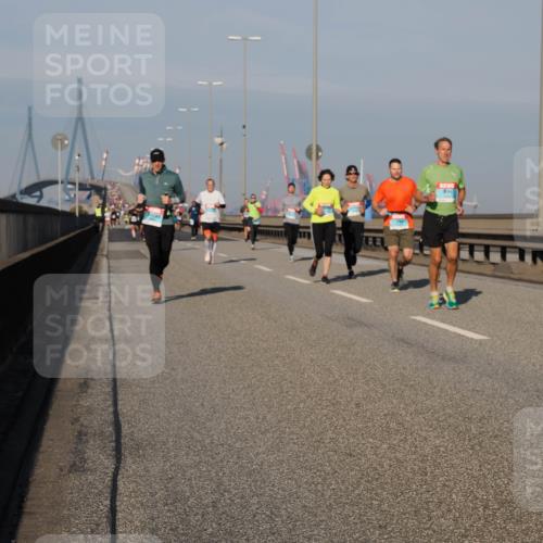 03.10.2025 - Köhlbrandbrückenlauf Fabian Wolf http://msf.ph/oto/9035219 03.10.2025 09:49:41 Position 3  meine-sportfotos.de