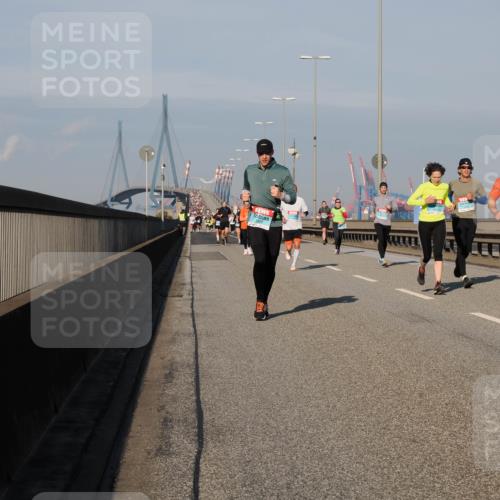 03.10.2025 - Köhlbrandbrückenlauf Fabian Wolf http://msf.ph/oto/9035236 03.10.2025 09:49:42 Position 3 1359 meine-sportfotos.de