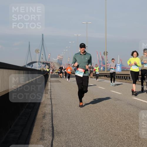 03.10.2025 - Köhlbrandbrückenlauf Fabian Wolf http://msf.ph/oto/9035248 03.10.2025 09:49:43 Position 3 1359, 1622 meine-sportfotos.de