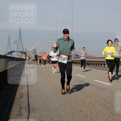 03.10.2025 - Köhlbrandbrückenlauf Fabian Wolf http://msf.ph/oto/9035260 03.10.2025 09:49:44 Position 3 1359 meine-sportfotos.de