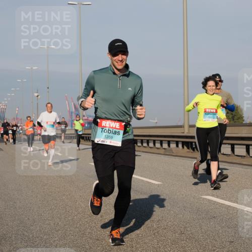 03.10.2025 - Köhlbrandbrückenlauf Fabian Wolf http://msf.ph/oto/9035275 03.10.2025 09:49:45 Position 3 1359, 1312 meine-sportfotos.de