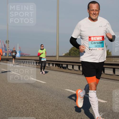 03.10.2025 - Köhlbrandbrückenlauf Fabian Wolf http://msf.ph/oto/9035344 03.10.2025 09:49:50 Position 3 2672 meine-sportfotos.de