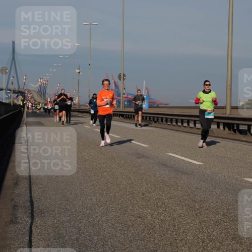 03.10.2025 - Köhlbrandbrückenlauf Fabian Wolf http://msf.ph/oto/9035348 03.10.2025 09:49:50 Position 3  meine-sportfotos.de