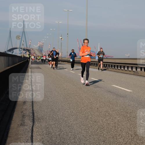 03.10.2025 - Köhlbrandbrückenlauf Fabian Wolf http://msf.ph/oto/9035360 03.10.2025 09:49:51 Position 3  meine-sportfotos.de